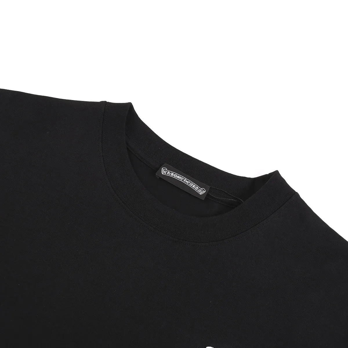 🅿️170 Croix Heart Short Sleeve - Made of 280g double yarn pure cotton, the fabric color is custom-dyed and will not shrink or fade. Comfortable to the touch and super texture❤️Full set of accessories. A must-have for trendy men and trendy women, the classic off-shoulder slightly wide version is available exclusively from stock!           ⚠ Top version official website quality ❕ Color: White Black Size: S M L XL Crowd: Same style for men and women